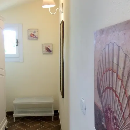 Anselmi Sauro Гостевой дом Портоферрайо