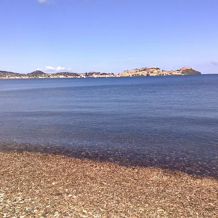 Anselmi Sauro Гостевой дом Портоферрайо