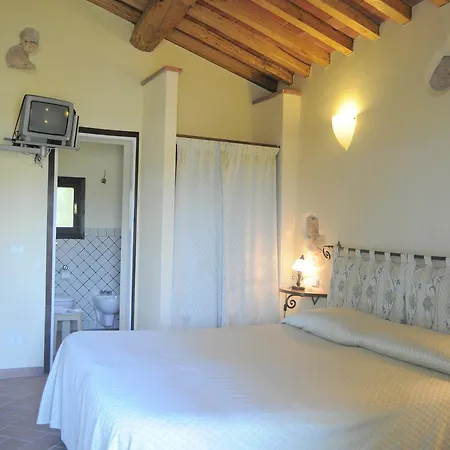 ゲストハウス Anselmi Sauro 3*