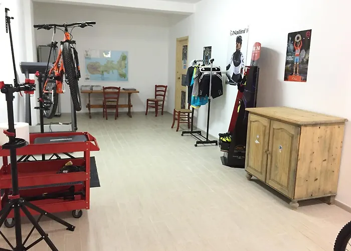 ゲストハウス Anselmi Sauro